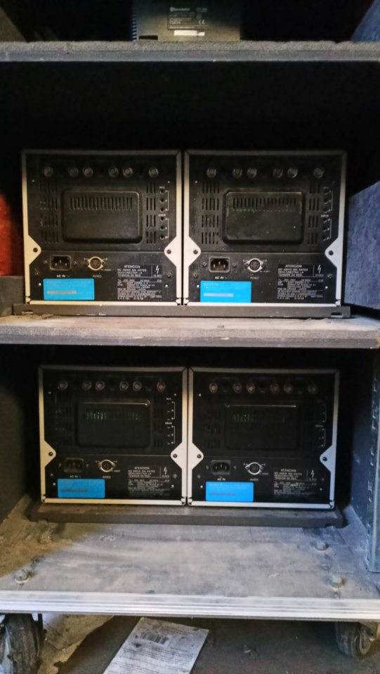 Se venden 4 Monitores Realización  Sony