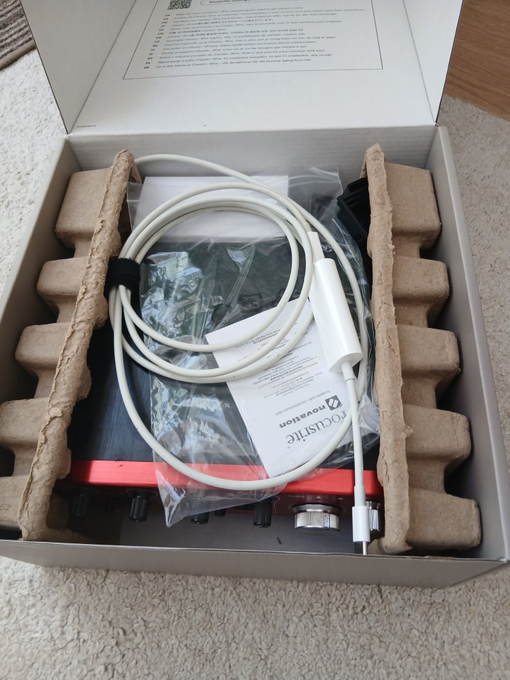 Focusrite Clarett Thunderbolt de segunda mano · Foto 4 de 10 · Granada · 250 €