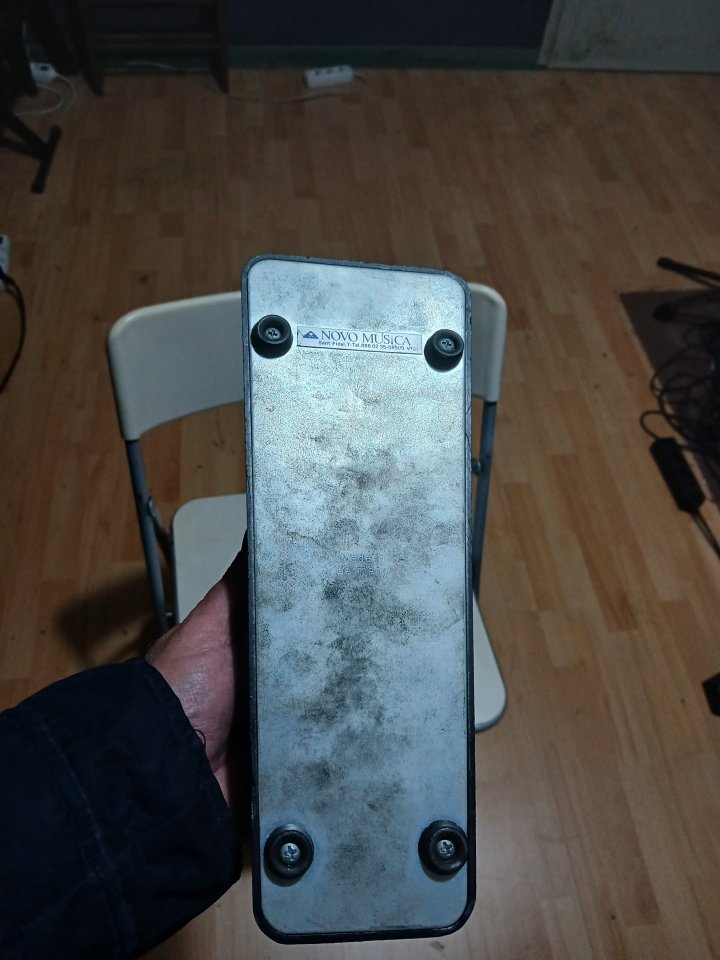 Pedal volumen schaller f121