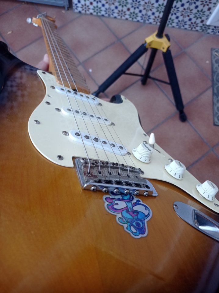 Fernandes 1984 'the Revival' + kinman de segunda mano · Foto 9 de 10 · Barcelona · 800 €