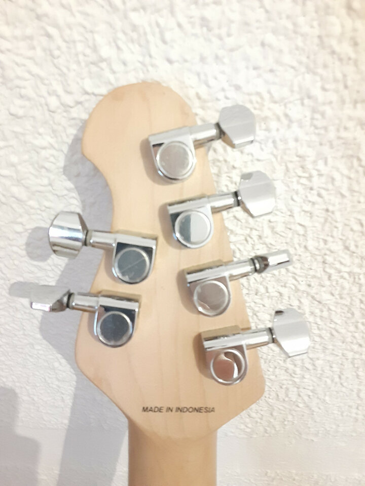 Sterling by Music Man Axis FM S.U.B TGO