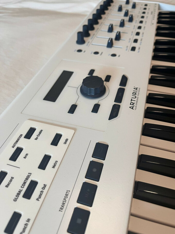 Arturia KeyLab MkII 61 White de segunda mano · Foto 7 de 7 · Valencia · 150 €