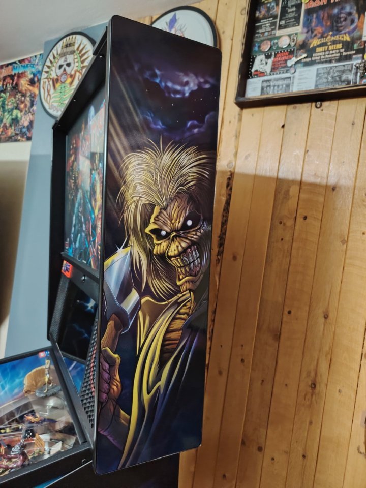 Pinball Iron Maiden impecable