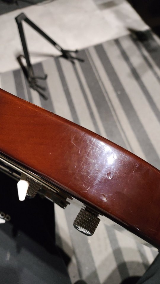 (O cambio) Yamaha Pacifica 112V con pastillas Fender