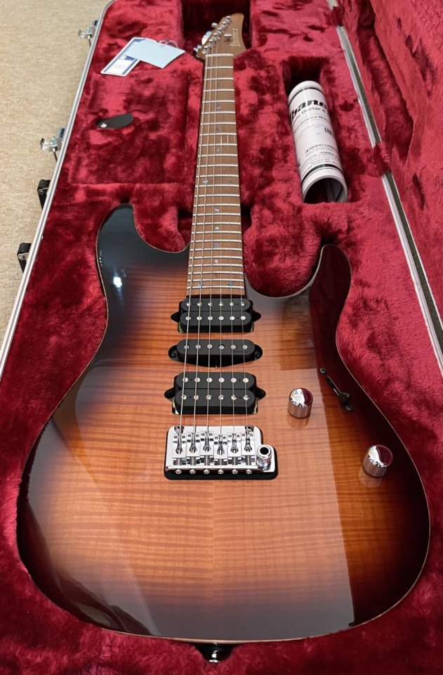 Ibanez AZ2407F BSR de segunda mano · Foto 1 de 7 · Tarragona · 1622 €