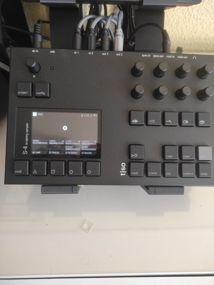 Super Pack Producción: Trilogía Elektron + Torso S4 + KRK Gen5 + Extras (Garantía) de segunda mano · Foto 7 de 9 · Valladolid · 2500 €