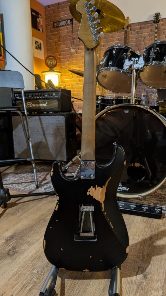 EVH Frankie Relic Black