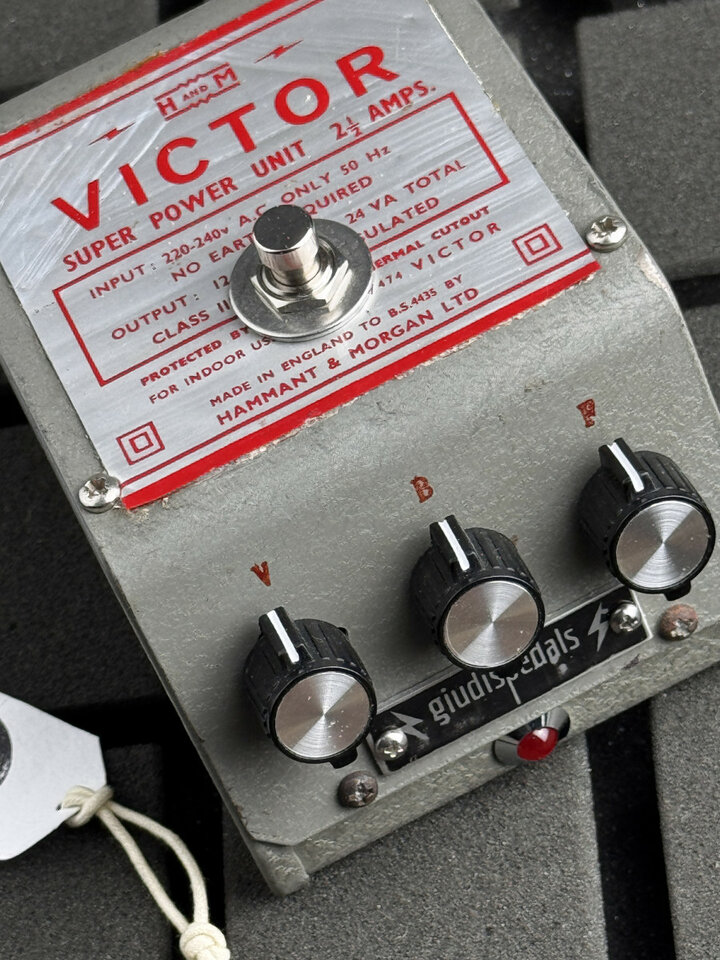GIUDIS  Fuzz Face Silicon "VICTOR"
