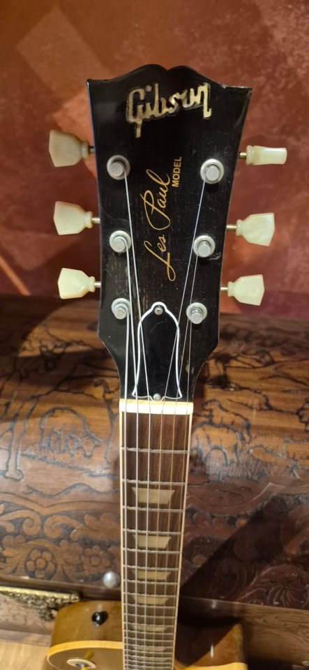 Gibson r6 pre historic del 91 de segunda mano · Foto 3 de 6 · Sevilla