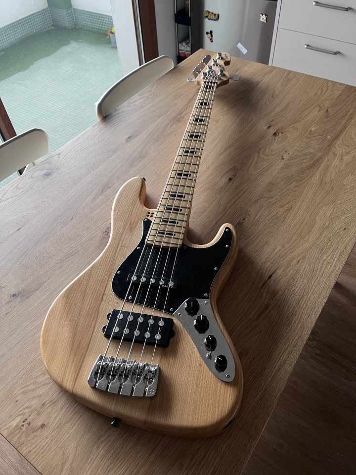 Bajo SANDBERG CALIFORNIA TM5 de segunda mano · Foto 2 de 8 · Barcelona · 1250 €