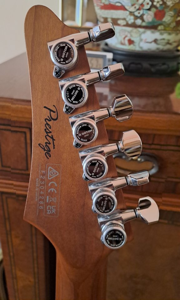 Ibanez AZ2407F BSR de segunda mano · Foto 5 de 7 · Tarragona · 1622 €