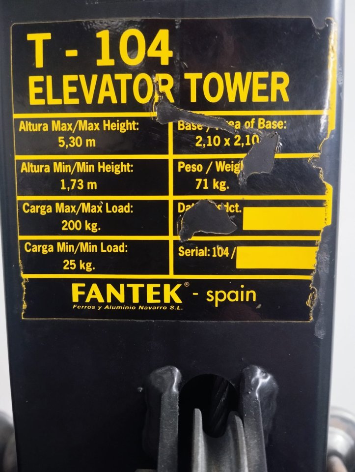 TORRES ELEVADORAS de segunda mano · Foto 2 de 2 · Zaragoza · 1400 €