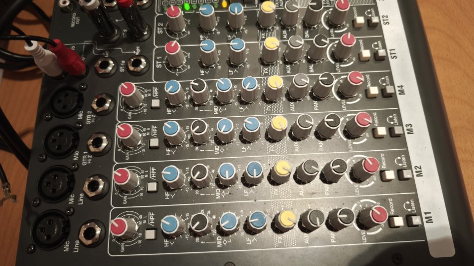 Allen & heath zed 10 fx