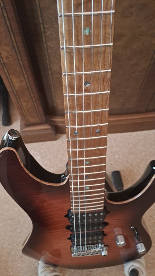 Ibanez AZ2407F BSR de segunda mano · Foto 6 de 7 · Tarragona · 1622 €