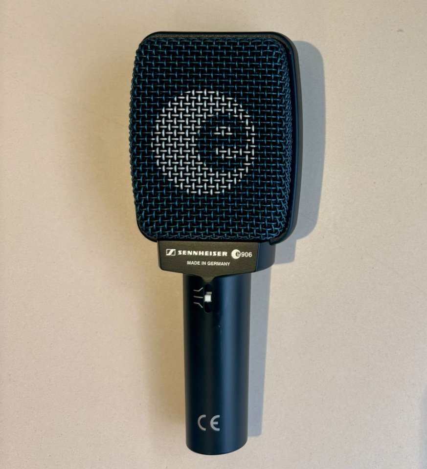 Sennheiser e906 de segunda mano · Foto 1 de 7 · A Coruña · 100 €