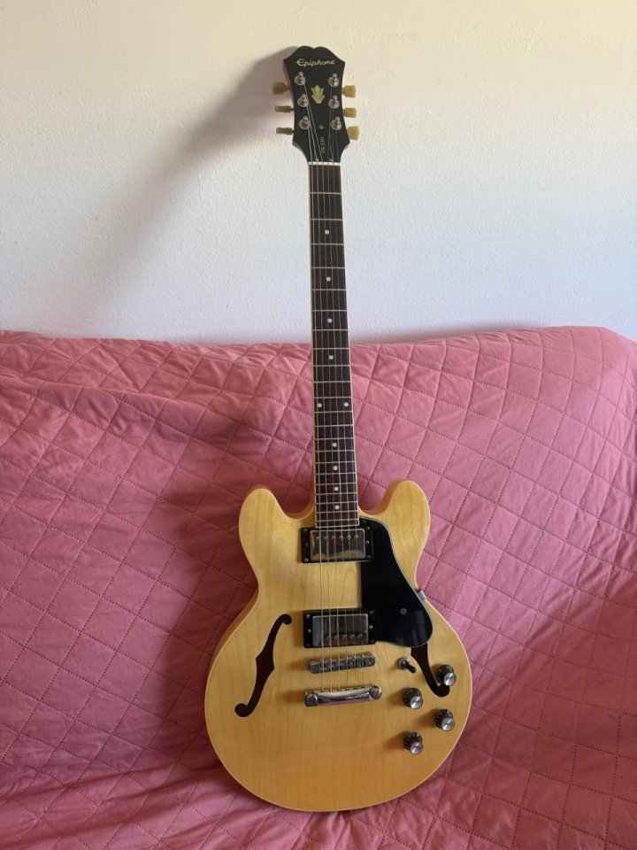 Epiphone 339 Natural de segunda mano · Foto 1 de 8 · Cádiz · 350 €