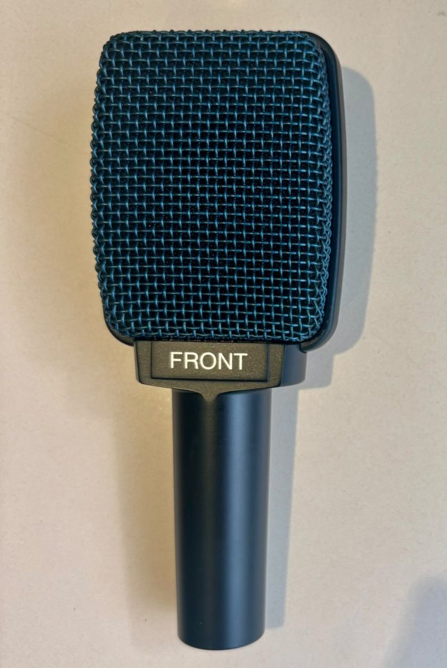Sennheiser e906 de segunda mano · Foto 2 de 7 · A Coruña · 100 €