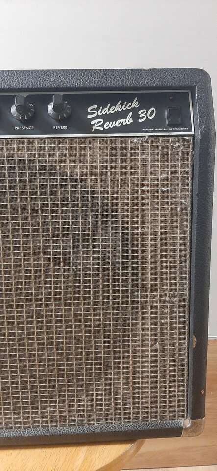 Fender Sideckick Reverb 30 de segunda mano · Foto 4 de 8 · Barcelona · 180 €