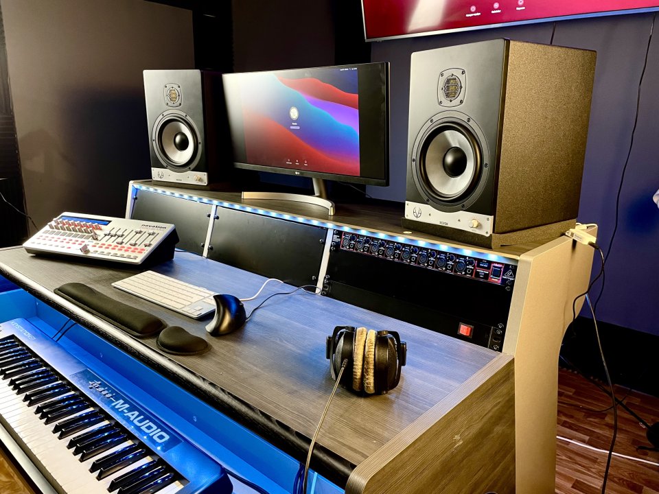 Eve Audio SC208 (Pareja)