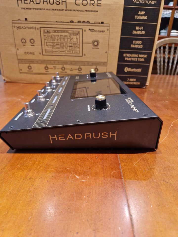 Headrush Core de segunda mano · Foto 4 de 8 · Bizkaia · 475 €