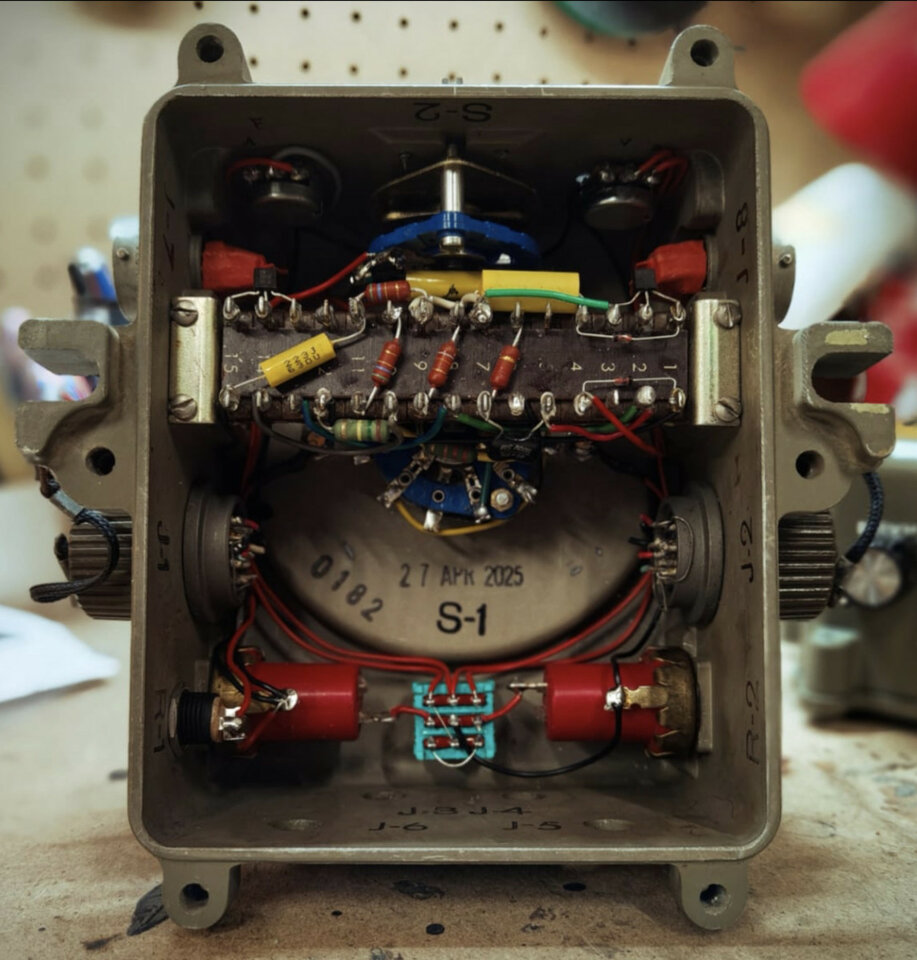 GIUDIS FUZZ  C375 (1 de 2), el 2 lo tiene Joey Landreth) - Jordan Bosstone "Nashville"-