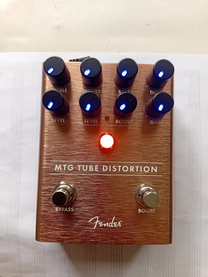 Pedal MTG Tube Distorsion Fender de segunda mano · Foto 2 de 8 · Castellón · 115 €