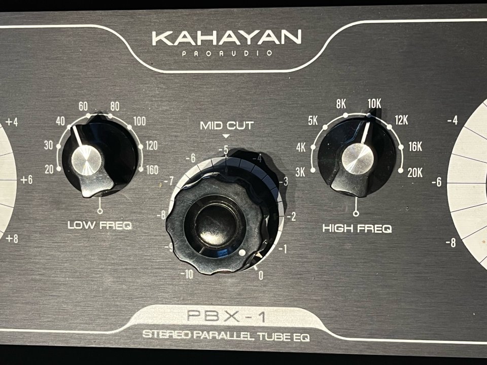 Kahayan PBX-1 – Tube EQ profesional