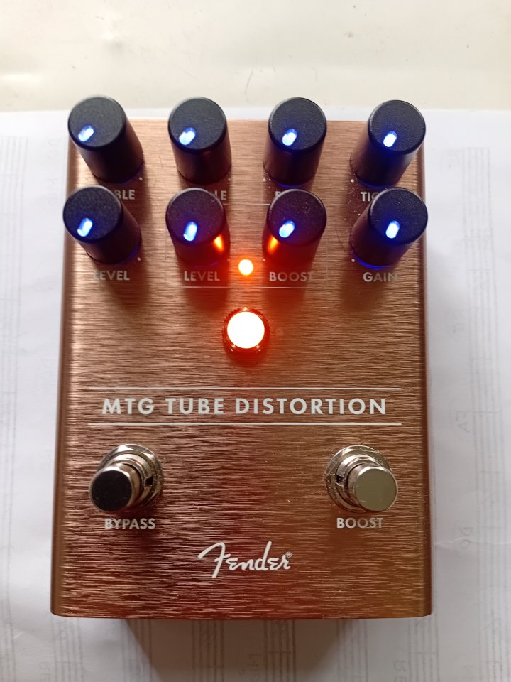 Pedal MTG Tube Distorsion Fender de segunda mano · Foto 3 de 8 · Castellón · 115 €