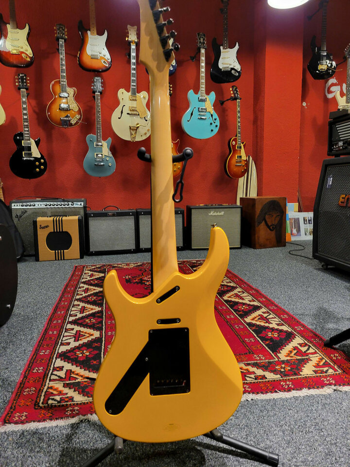 Yamaha Pacifica 1221 Yellow Metallic
