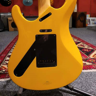 Yamaha Pacifica 1221 Yellow Metallic