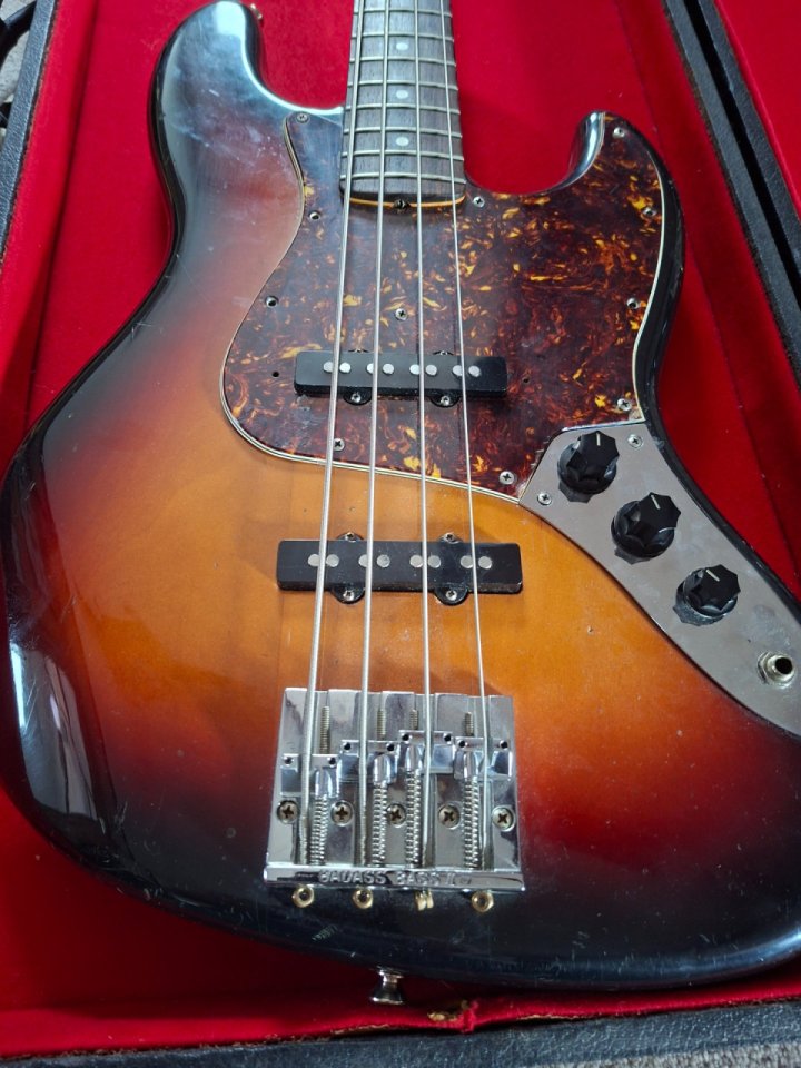 Squier Jazz bass vintage Made in Japan