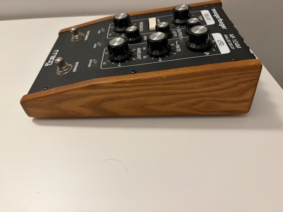 Moog Moogerfooger MF-104M de segunda mano · Foto 4 de 6 · Málaga · 1200 €