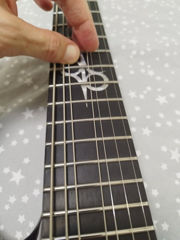 Guitarra Solar A 1.7 BOP de segunda mano · Foto 3 de 10 · Tarragona · 999 €