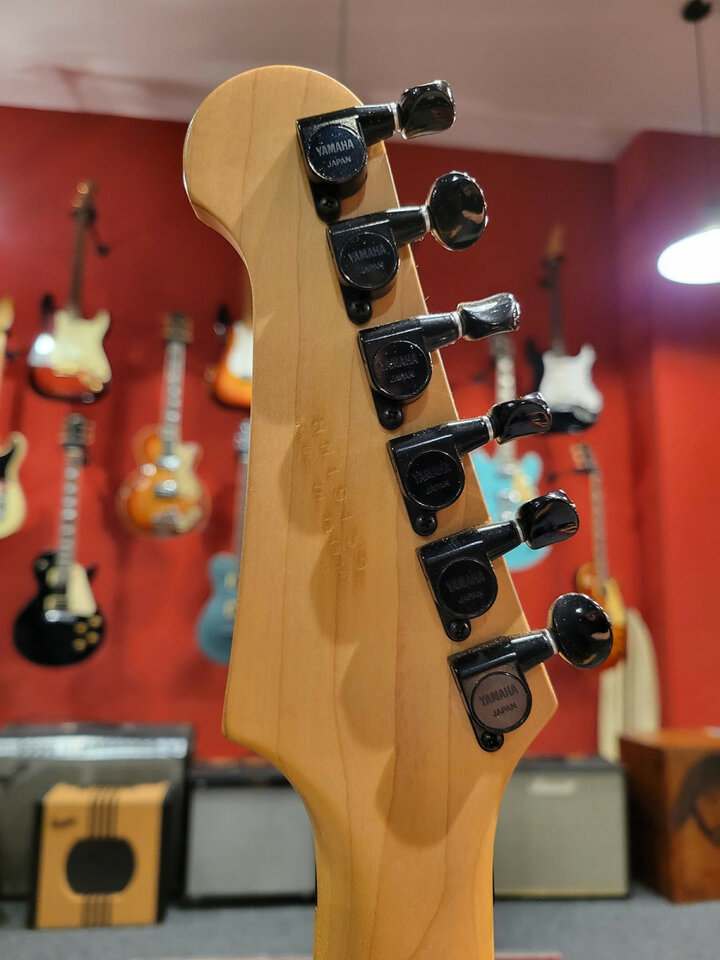 Yamaha Pacifica 1221 Yellow Metallic