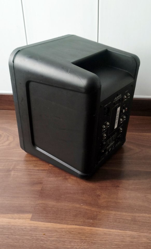 Alesis TransActive 50 Portable Monitor de segunda mano · Foto 5 de 7 · Barcelona · 99 €