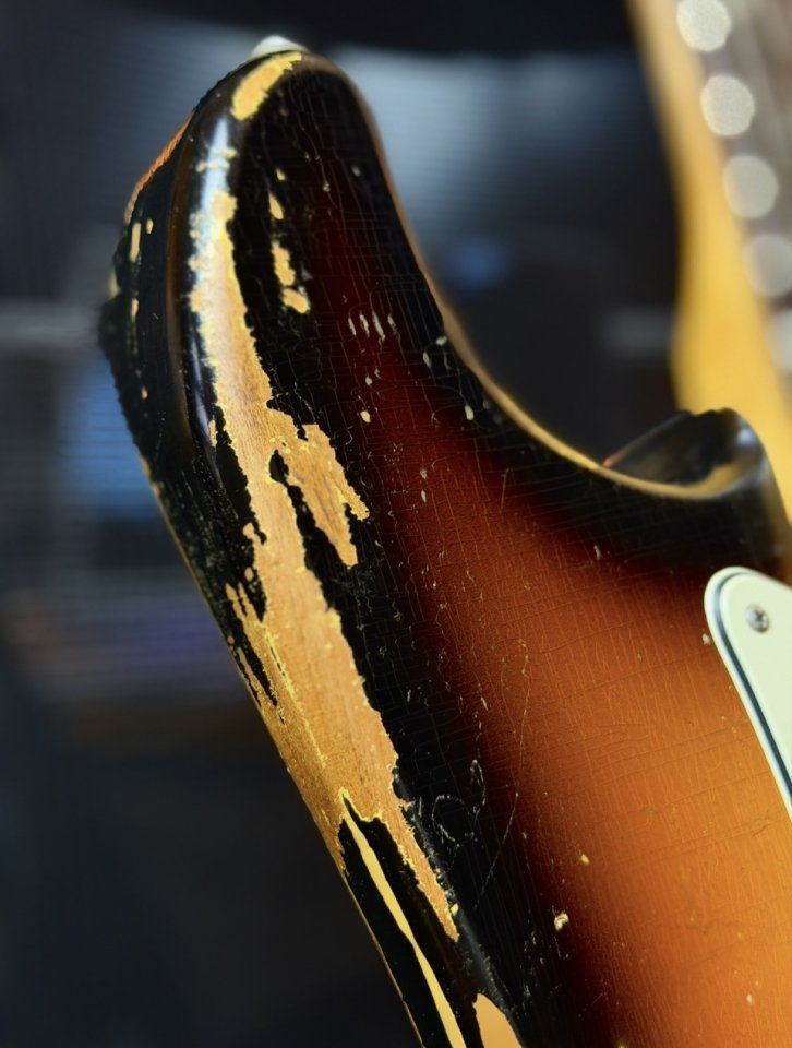 Stratocaster MJT + Allparts - Partcaster Heavy Relic Sunburst HSS