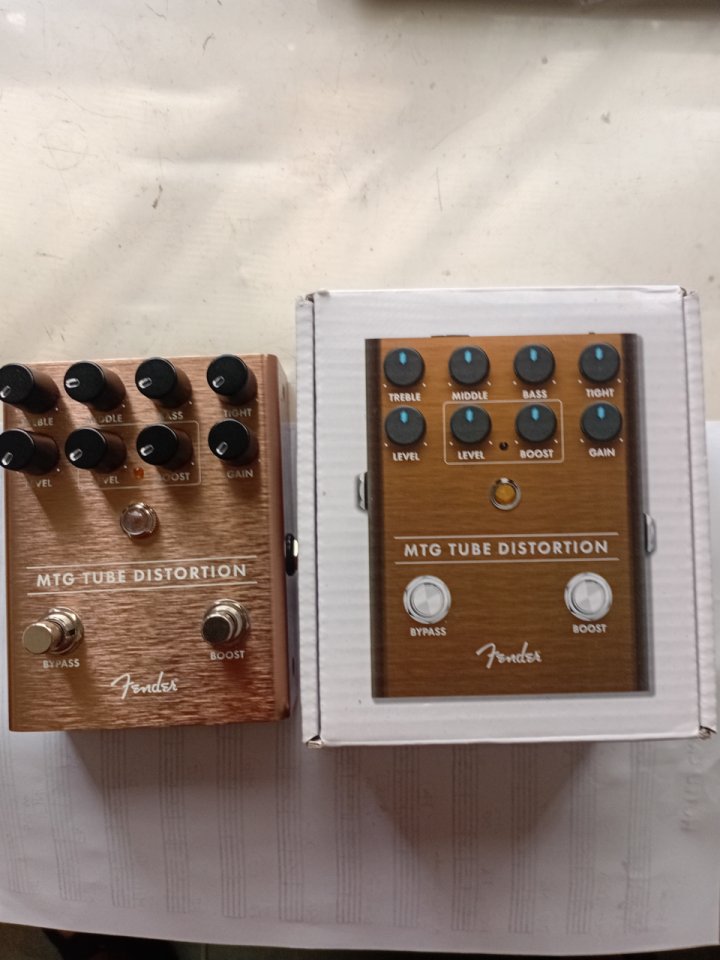 Pedal MTG Tube Distorsion Fender de segunda mano · Foto 7 de 8 · Castellón · 115 €