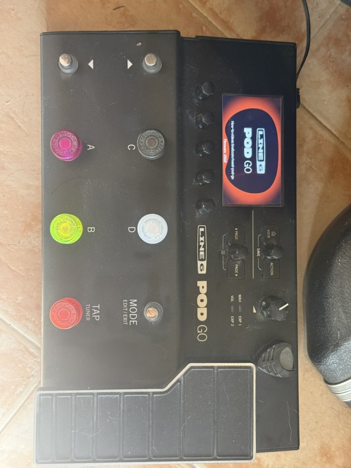 Cambio o vendo Line 6 Pod Go por Mooer GE1000 de segunda mano · Foto 2 de 3 · Alicante