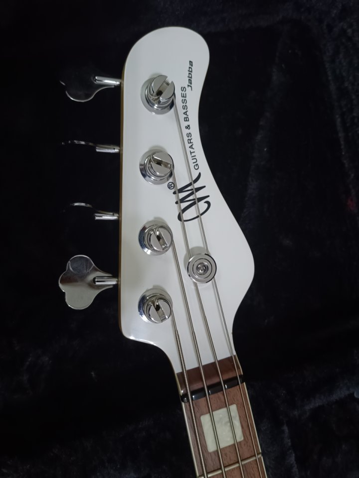 Bajo eléctrico Mayones Jabba 4 blanco