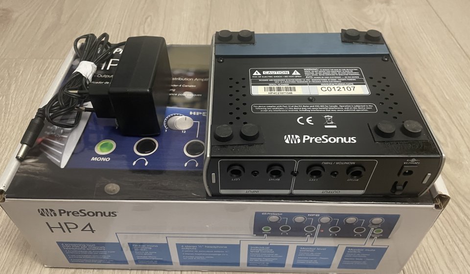 Amplificador auriculares Presonus HP4 de segunda mano · Foto 4 de 4 · Girona · 60 €
