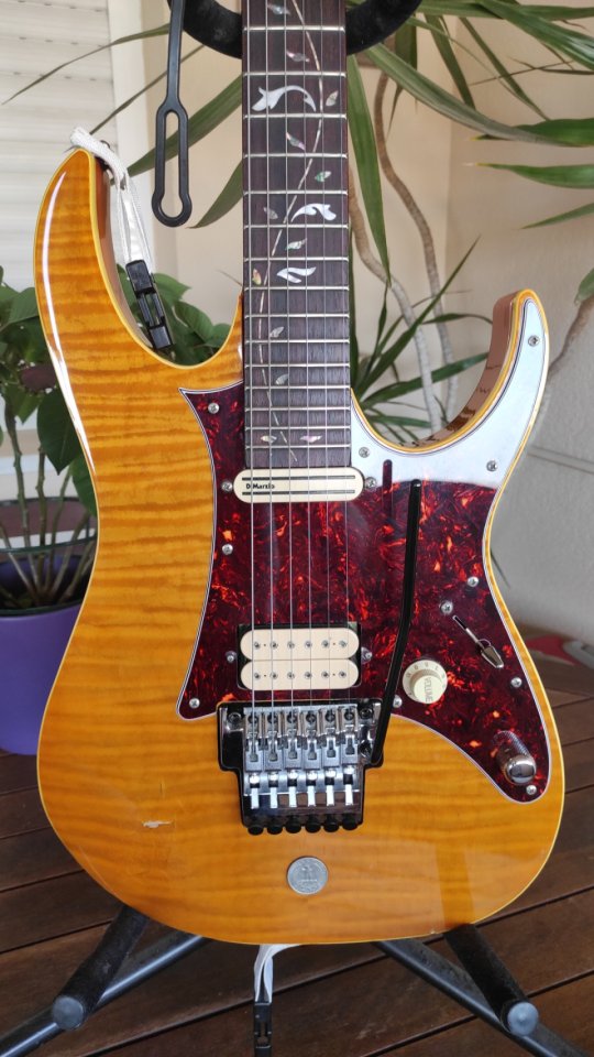 Ibanez RT650 made in Japan 1992 mods (Málaga, ESP) de segunda mano · Foto 3 de 8 · Málaga · 750 €