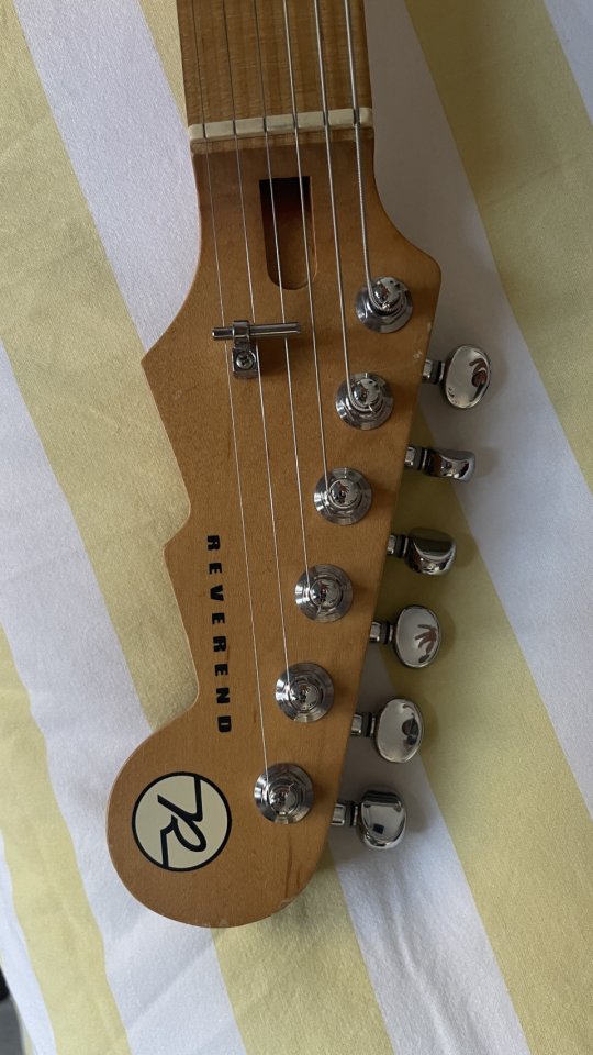 Reverend Charger 290 Deep Sea Blue de segunda mano · Foto 6 de 10 · A Coruña · 750 €