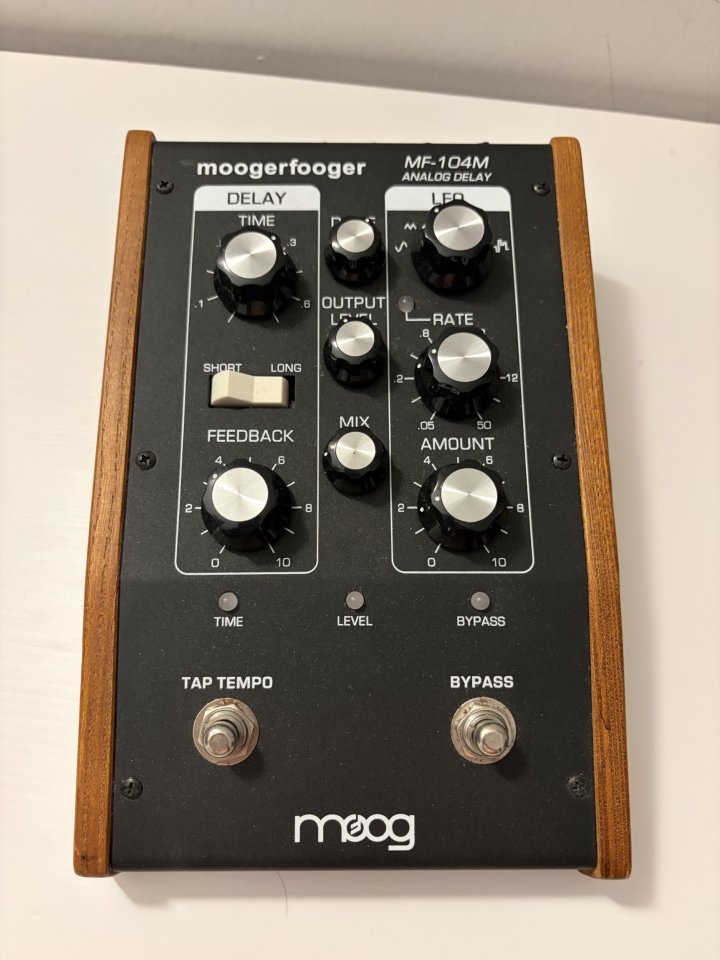 Moog Moogerfooger MF-108M Cluster Flux de segunda mano · Foto 1 de 6 · Málaga · 1000 €