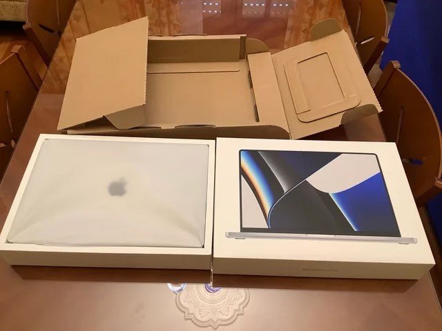 MacBook Pro 16" M1 Max 32GB RAM 2TB SSD 2022 de segunda mano · Foto 1 de 10 · Zamora · 1699 €