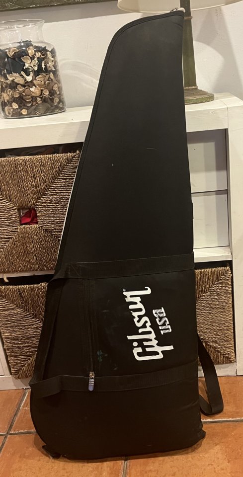 Gibson Les Paul Tribute de 2017 de segunda mano · Foto 4 de 4 · Madrid · 950 €