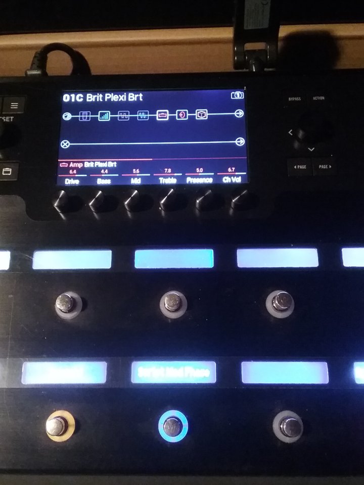 Line 6 Helix de segunda mano · Foto 5 de 10 · Madrid · 675 €