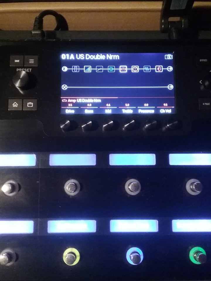 Line 6 Helix de segunda mano · Foto 9 de 10 · Madrid · 675 €