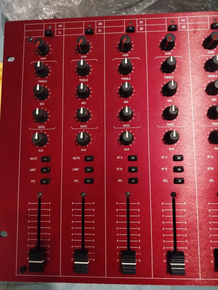 FORMULA SOUND FSM 609 de segunda mano · Foto 4 de 10 · Araba · 750 €