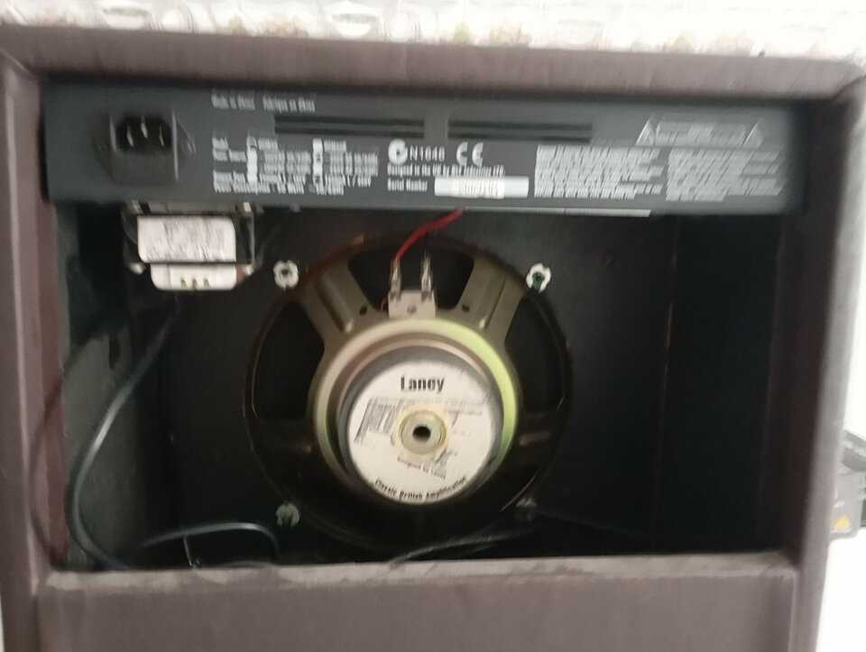 Combo Laney HCM30 Hardcore Max de segunda mano · Foto 3 de 4 · Segovia · 60 €