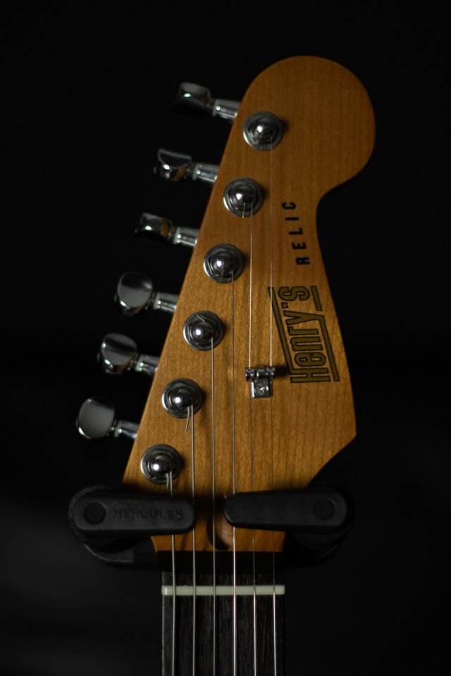 Henry's Electric Guitar Snake ST-1 Boa - Pink Relic de segunda mano · Foto 7 de 10 · Ourense · 590 €